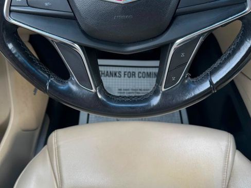 Used 2018 Cadillac XT5 FWD image 25