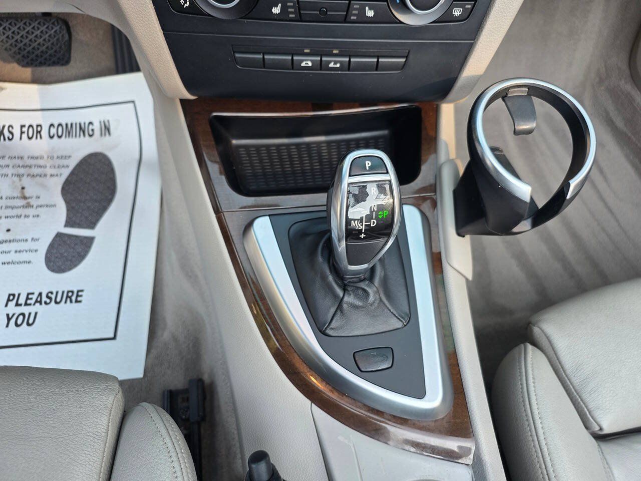 Used 2011 BMW 135i Convertible RWD image 24