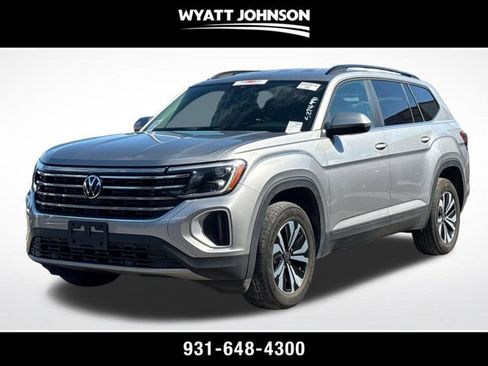 Used 2024 Volkswagen Atlas SE FWD image 1