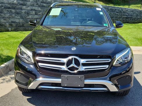 Used 2019 Mercedes-Benz GLC 300 4MATIC image 8