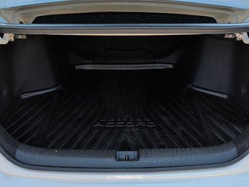 Used 2025 Honda Accord Touring image 38