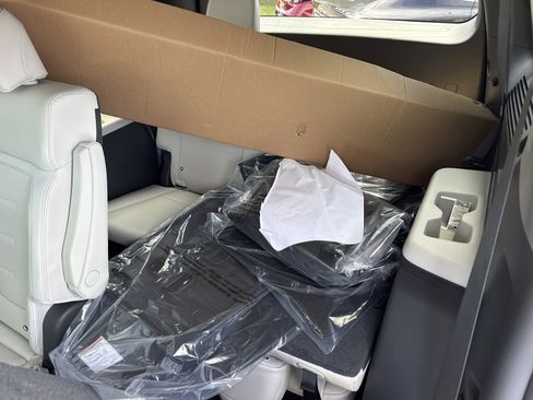 New 2026 Hyundai Santa Fe Limited image 16