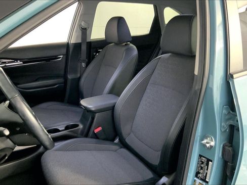 Certified 2025 Kia Seltos S FWD image 22