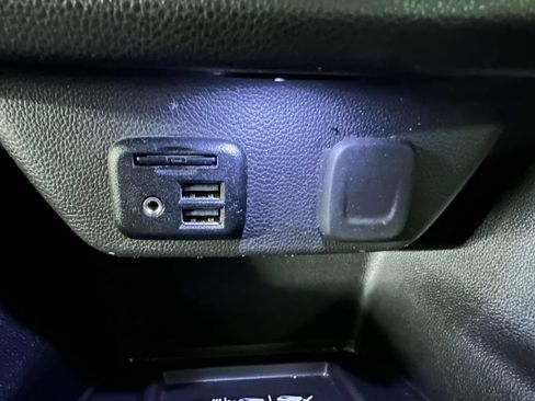 Used 2023 Chevrolet Traverse RS AWD/4WD image 29