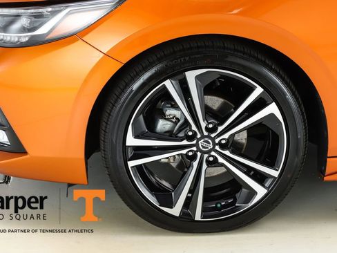 Used 2021 Nissan Sentra SR w/ SR Premium Package image 43