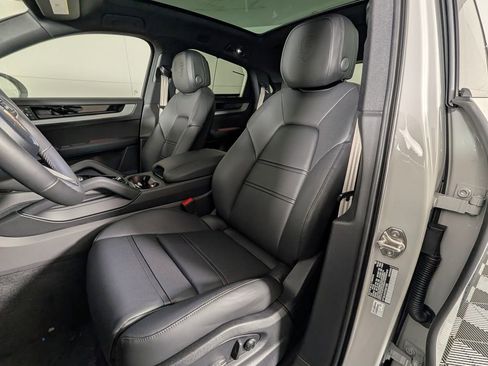 New 2026 Porsche Cayenne S image 5