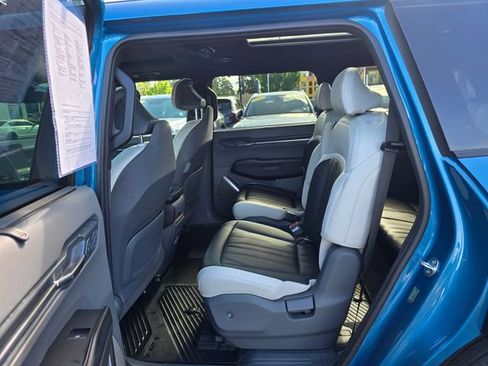 Used 2024 Honda CR-V Sport Touring image 51