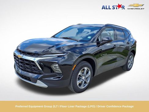 Used 2024 Chevrolet Blazer LT w/ Convenience Package FWD image 1