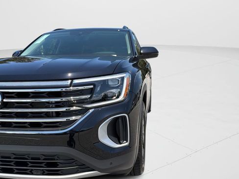 New 2026 Volkswagen Atlas SE FWD image 31