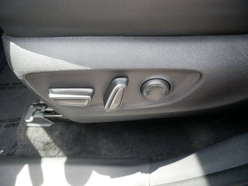 Certified 2025 Toyota Grand Highlander AWD image 15