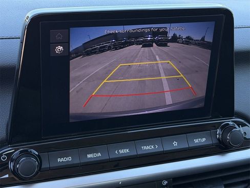 Used 2024 Kia Forte LXS w/ LXS Technology Package image 18