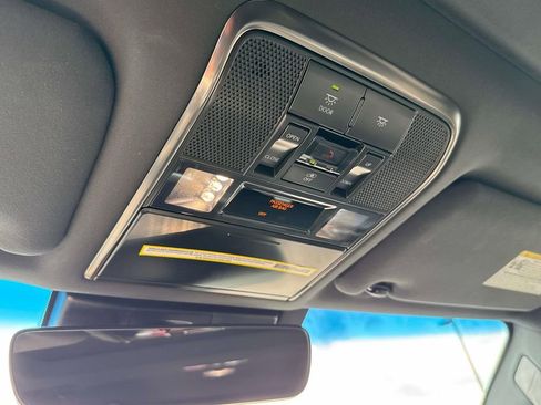 Used 2024 Lexus LX 600 4WD w/ Premium Package image 24