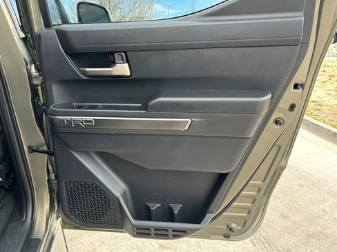 Used 2025 Toyota Tacoma TRD Sport image 28