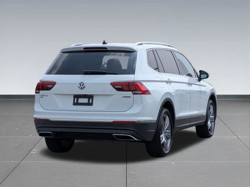 Used 2019 Volkswagen Tiguan SEL Premium AWD/4WD image 5