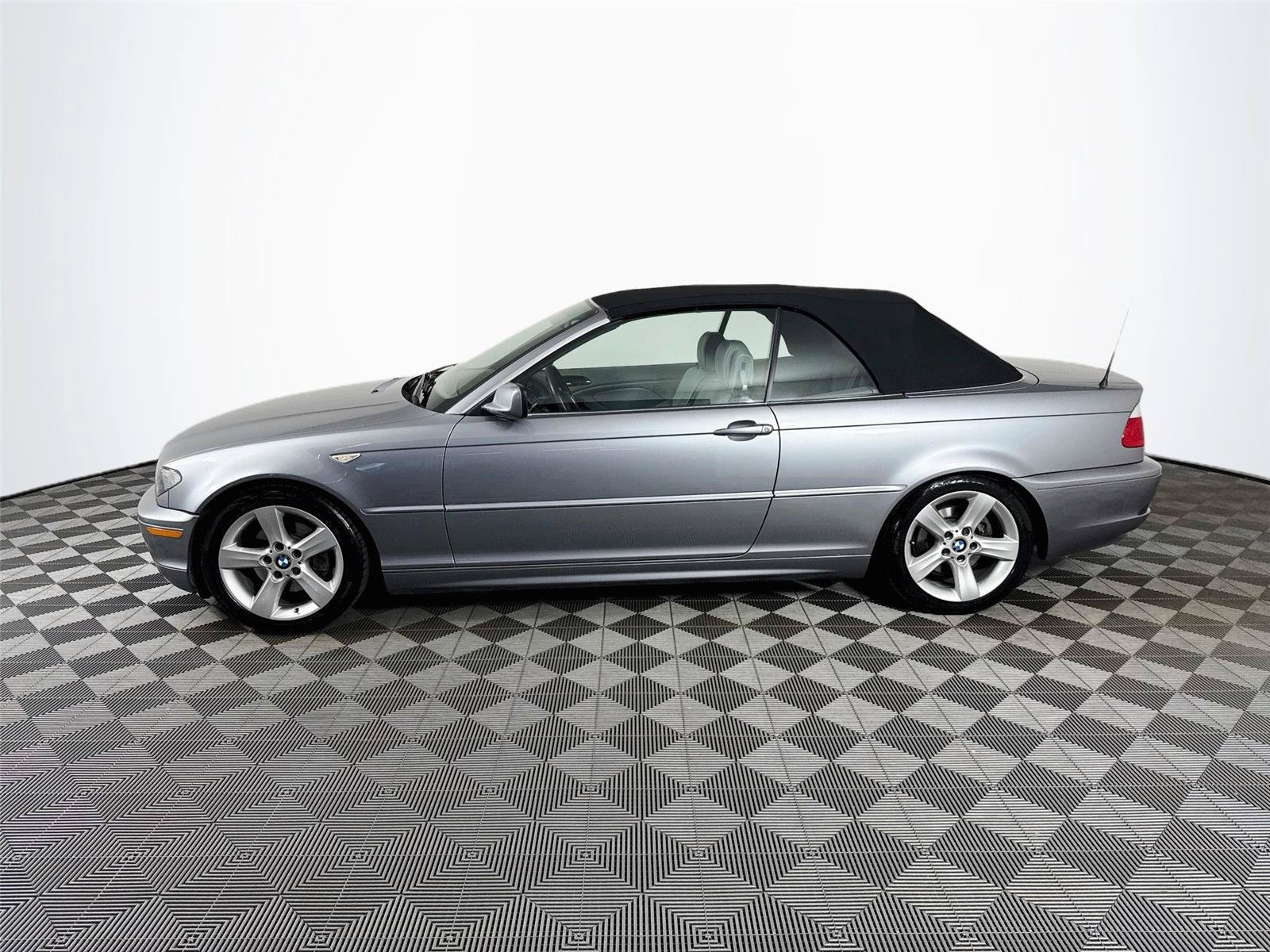 Used 2006 BMW 325Ci Convertible RWD image 8