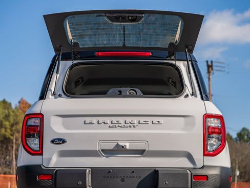 Used 2025 Ford Bronco Sport Badlands w/ Badlands Tech Package AWD/4WD image 15