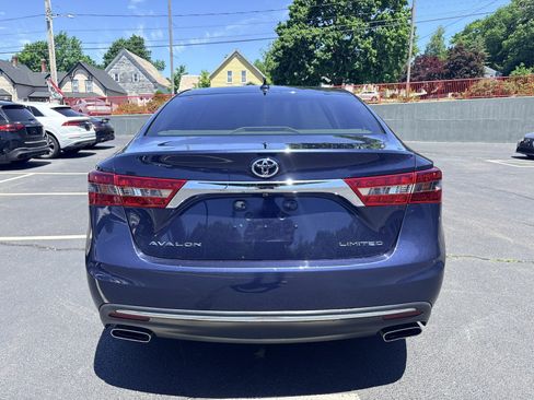 Used 2017 Toyota Avalon Limited w/ Carpet Mat Package FWD image 6