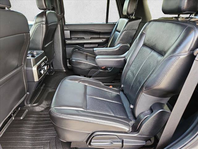 Used 2020 Ford Expedition XLT w/ Equipment Group 202A RWD image 20