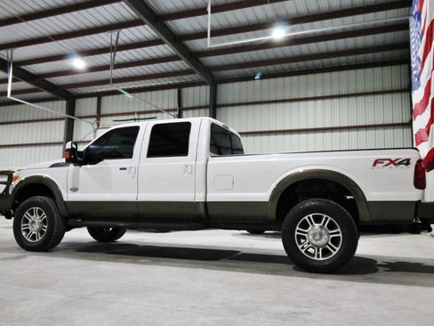 Used 2016 Ford F350 King Ranch AWD/4WD image 7