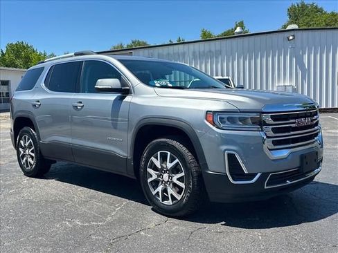 Certified 2023 GMC Acadia SLE w/ Driver Convenience Package AWD/4WD image 2