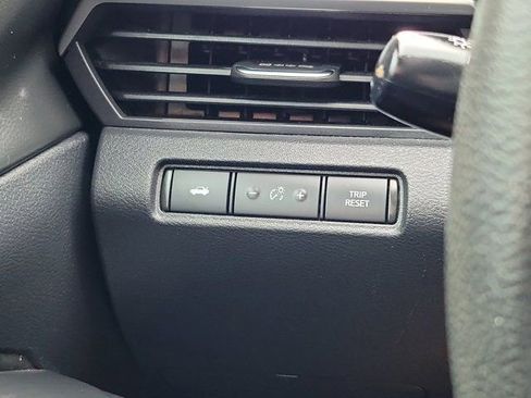 Used 2020 Nissan Altima 2.5 S FWD image 18