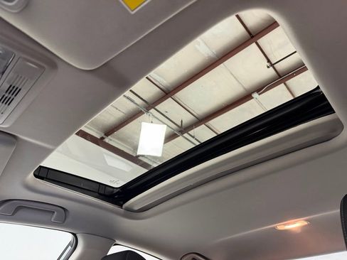 Used 2017 Honda Civic EX-T image 24