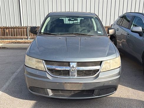 Used 2009 Dodge Journey SE image 2