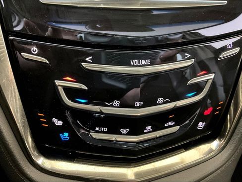 Used 2018 Cadillac CTS Luxury RWD image 37