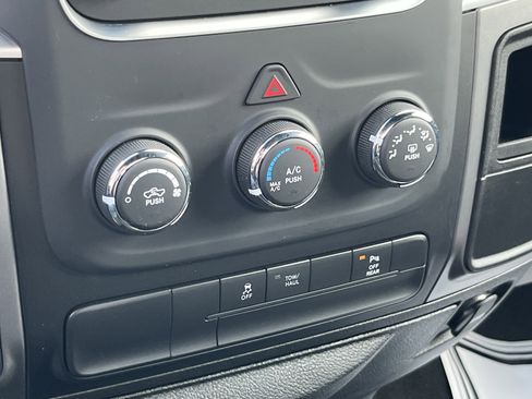 Used 2022 RAM 1500 Classic Warlock AWD/4WD image 27