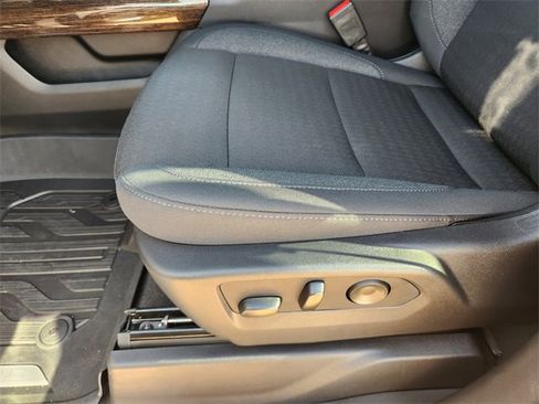 New 2026 GMC Sierra 1500 Elevation image 17