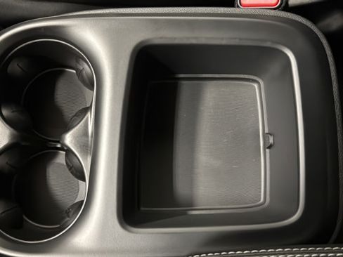 New 2026 Chrysler Pacifica Select AWD/4WD image 19