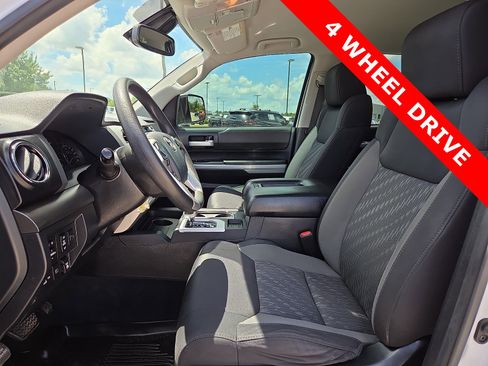 Used 2020 Toyota Tundra SR5 w/ SR5 Upgrade Package AWD/4WD image 15