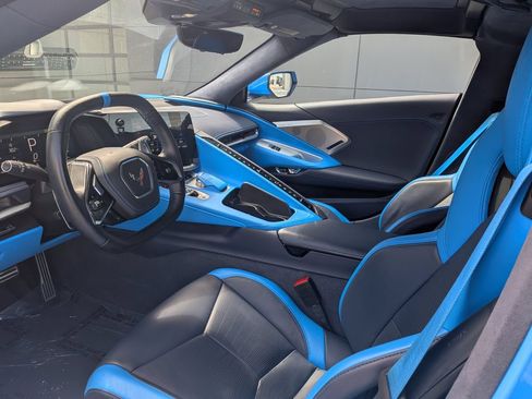 Used 2022 Chevrolet Corvette Stingray Premium Cpe w/ Z51 Performance Package RWD image 21