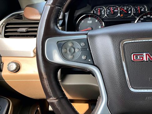 Used 2016 GMC Yukon SLT w/ Open Road Package RWD image 24