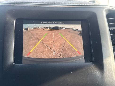 Used 2020 Jeep Cherokee Latitude FWD image 43
