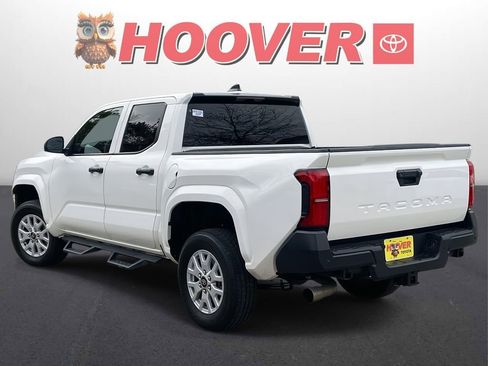 Used 2024 Toyota Tacoma SR w/ SR Upgrade Package image 5