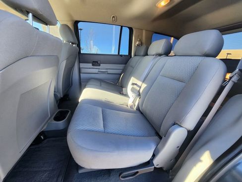 Used 2008 Dodge Durango SXT image 11