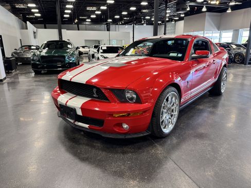 Used 2007 Ford Mustang Shelby GT500 RWD image 22