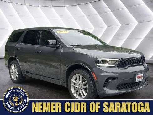 Used 2025 Dodge Durango GT AWD/4WD image 1