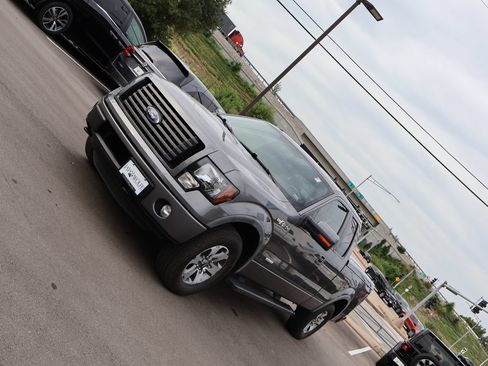 Used 2012 Ford F150 FX4 w/ FX Luxury Pkg AWD/4WD image 3