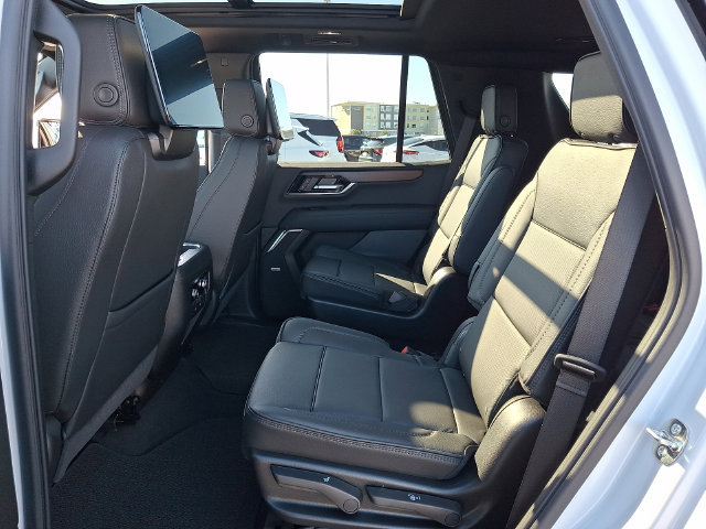 New 2026 GMC Yukon Denali w/ Denali Reserve Package AWD/4WD image 7