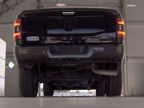 Used 2022 RAM 2500 Limited AWD/4WD image 7