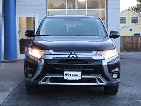 Used 2019 Mitsubishi Outlander SE image 9