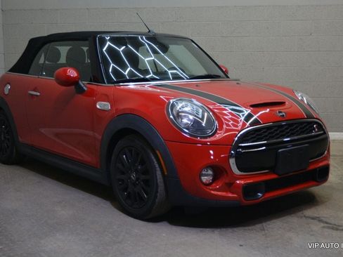 Used 2019 MINI Cooper S FWD image 3