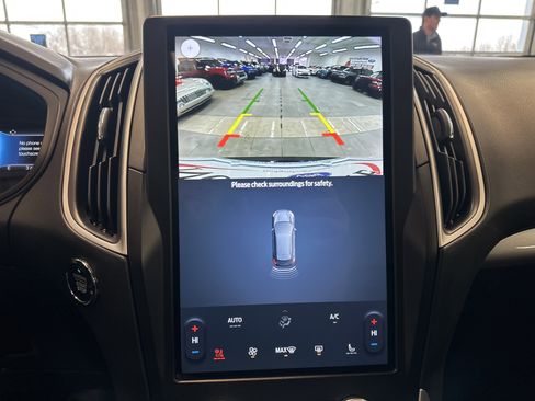 Used 2024 Ford Edge SEL w/ Convenience Package image 34