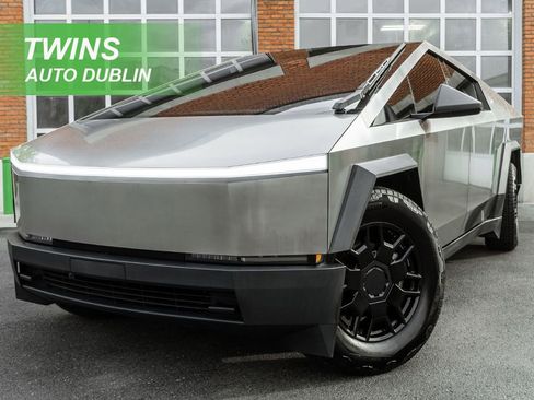 Used 2024 Tesla Cybertruck AWD Crew Cab image 1