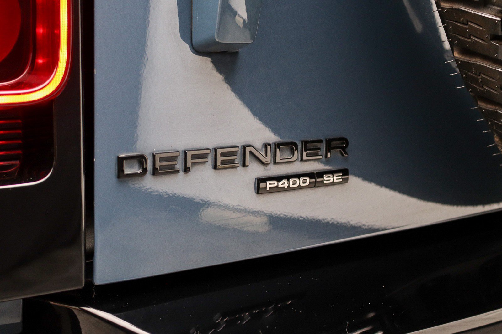 Used 2020 Land Rover Defender 110 SE AWD/4WD image 23