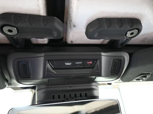 New 2026 Jeep Gladiator Rubicon AWD/4WD image 32