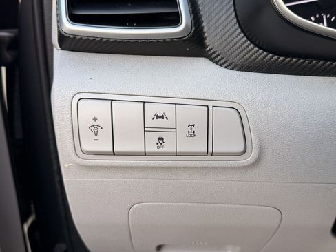 Used 2020 Hyundai Tucson SE w/ Cargo Package image 27