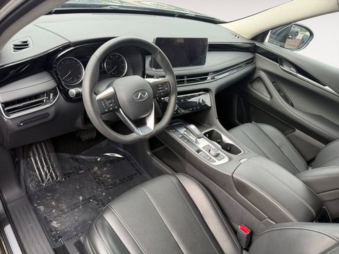 Used 2025 INFINITI QX60 Pure image 17